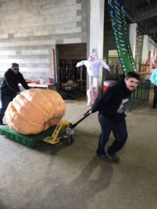 Southside Garden Supply is a proud Sponsor of Dale Marshal, 2nd Place pumpkin grower at the 201 Alaska State Fair